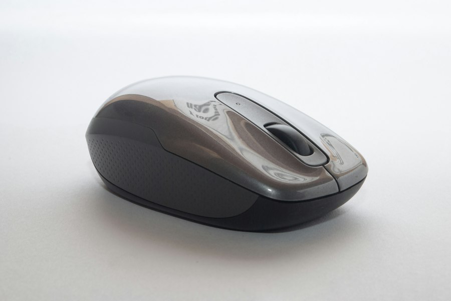 High-performance trading mouse
